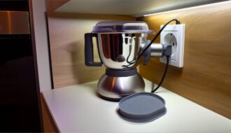 safe storage for mixer grinder apparatus