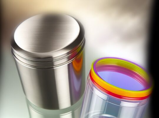 stainless steel vs plastic jars